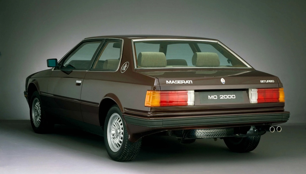 La Maserati Biturbo venne presentata presso la sede del Tridente a Modena