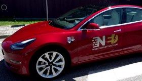 Alla scoperta della Tesla Model 3: l’auto elettrica della rivoluzione