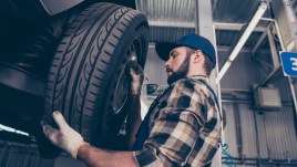 Inversione gomme auto: quando farla e a cosa serve
