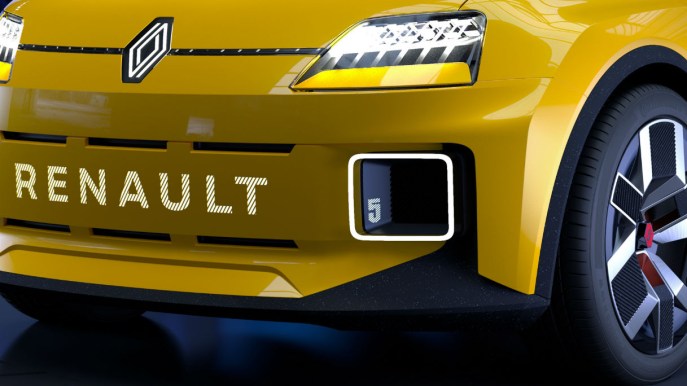 Torna la mitica Renault 5: l’auto che guida la nuova ‘rivoluzione francese’