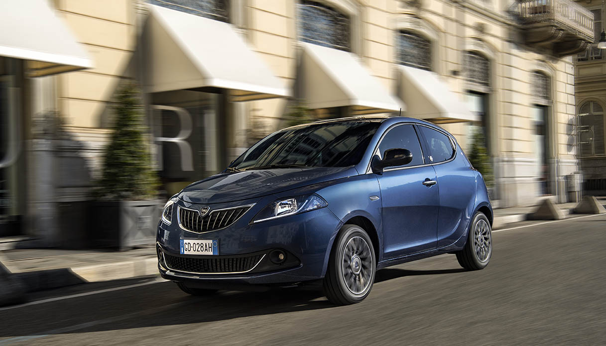 Luca Napolitano presenta la nuova Lancia Ypsilon