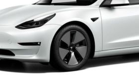 Tesla Model 3, l’auto elettrica più venduta al mondo
