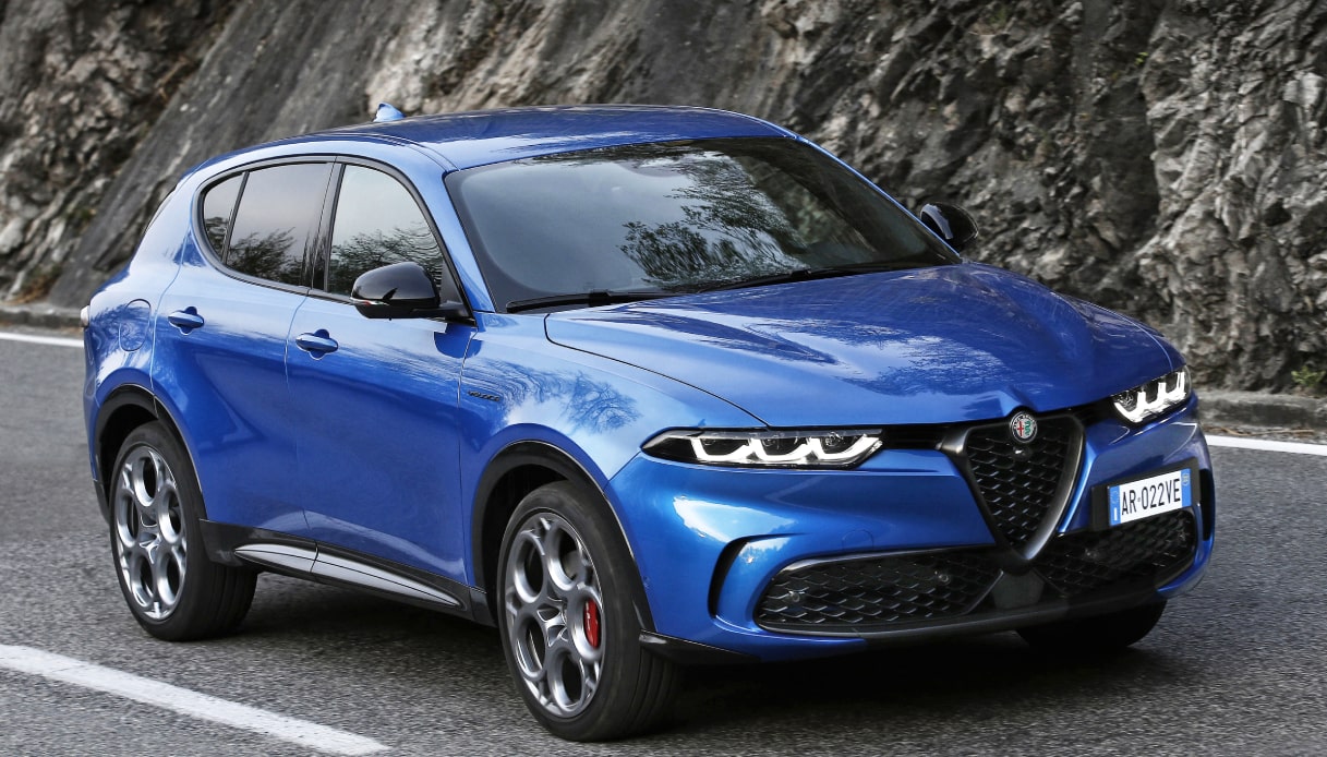 Alfa Romeo Tonale, il SUV è ancora più tecnologico