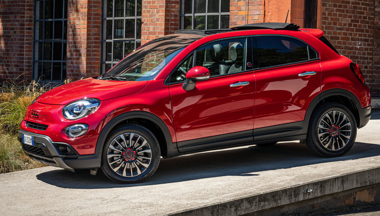 Fiat 500X Hybrid, il crossover di successo