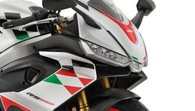 Aprilia, la versione più sportiva della moto più venduta