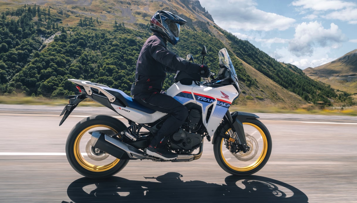 Honda XL750 Transalp: torna l'icona