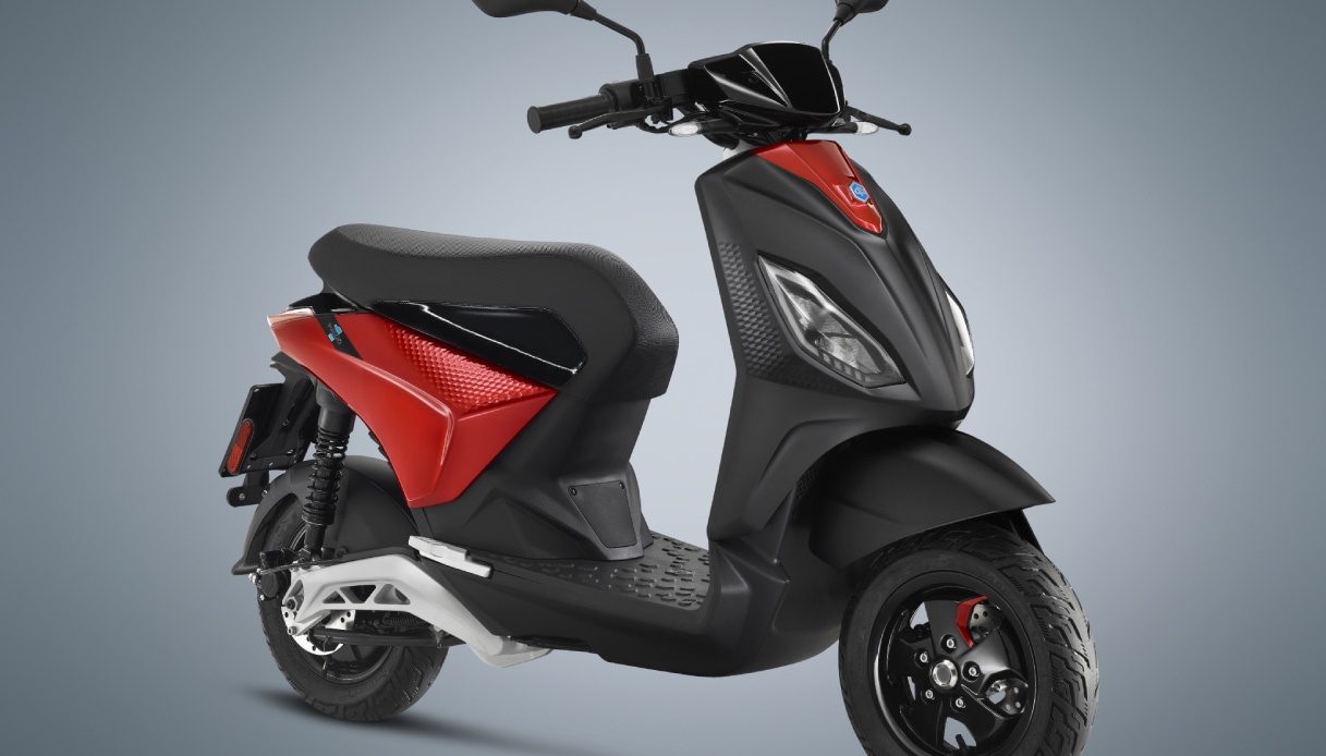 Piaggio 1, i rinnova l'e-scooter