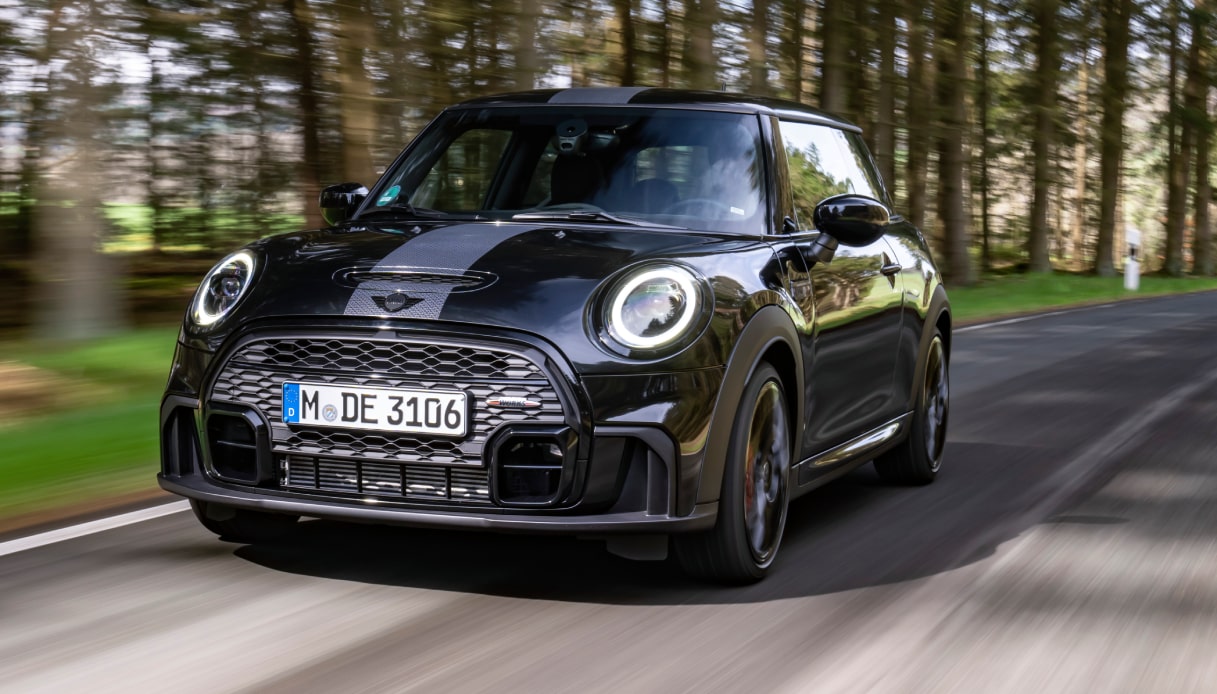 MINI presenta la sua John Cooper Works limited edition