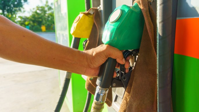 Benzina alle stelle: niente taglio delle accise