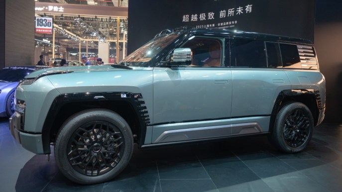 BYD, il nuovo super SUV cinese stupisce il mondo intero