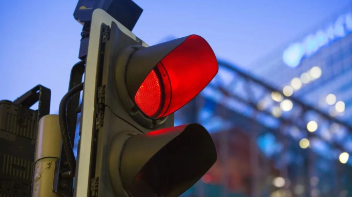 T-Red, i nuovi semafori multano i trasgressori agli incroci