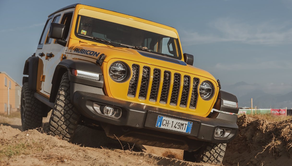 Jeep mostra con orgoglio la gamma "alla spina": che successo