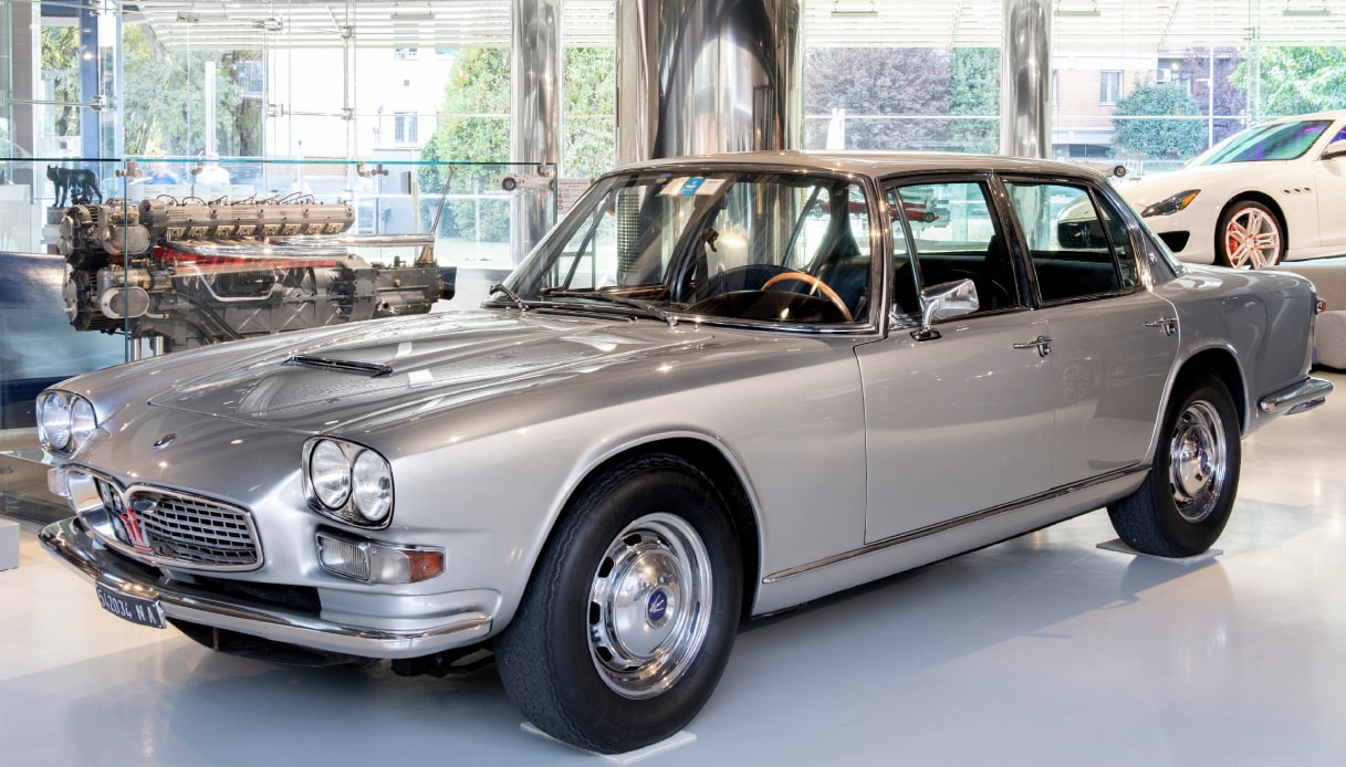 La storia della berlina di lusso Maserati Quattroporte