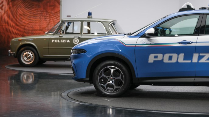 Alfa Romeo Tonale diventa l’auto della Polizia