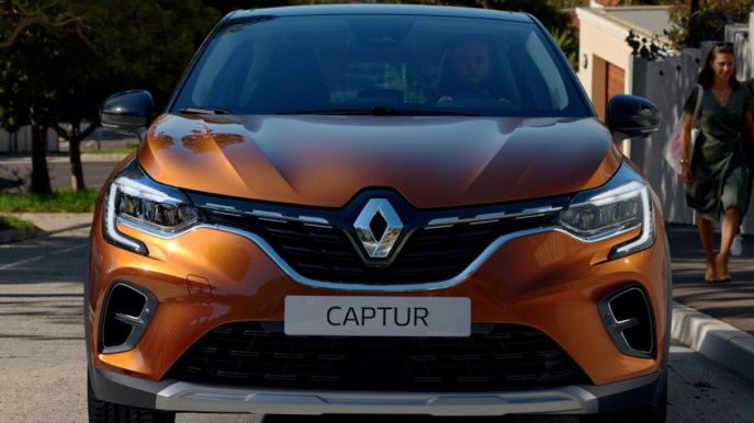 Renault Captur: il restyling porta in dote un nuovo look
