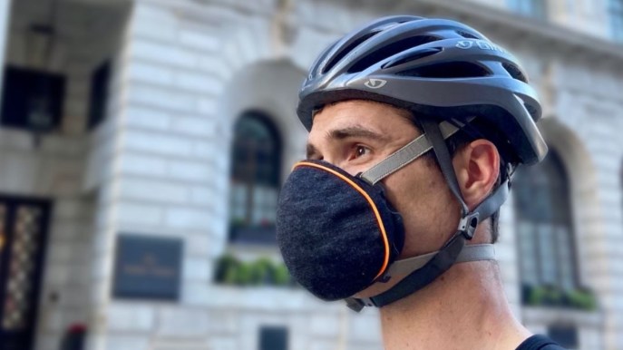 Traffico e smog: ciclisti e scooteristi possono difendersi