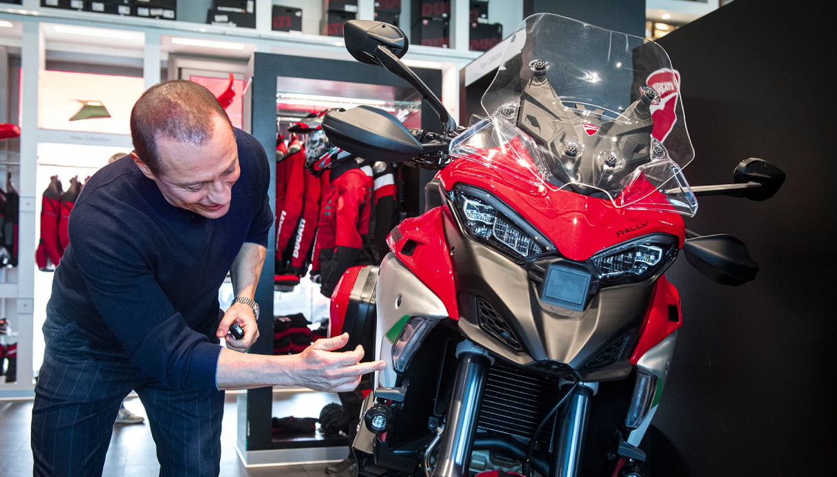 Stefano Accorsi ha una nuova Ducati