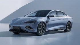 Auto cinesi, entro il 2030 costituiranno un terzo del mercato globale
