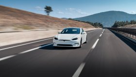 Giugno da record per le auto elettriche in Italia, il 40% sono Tesla