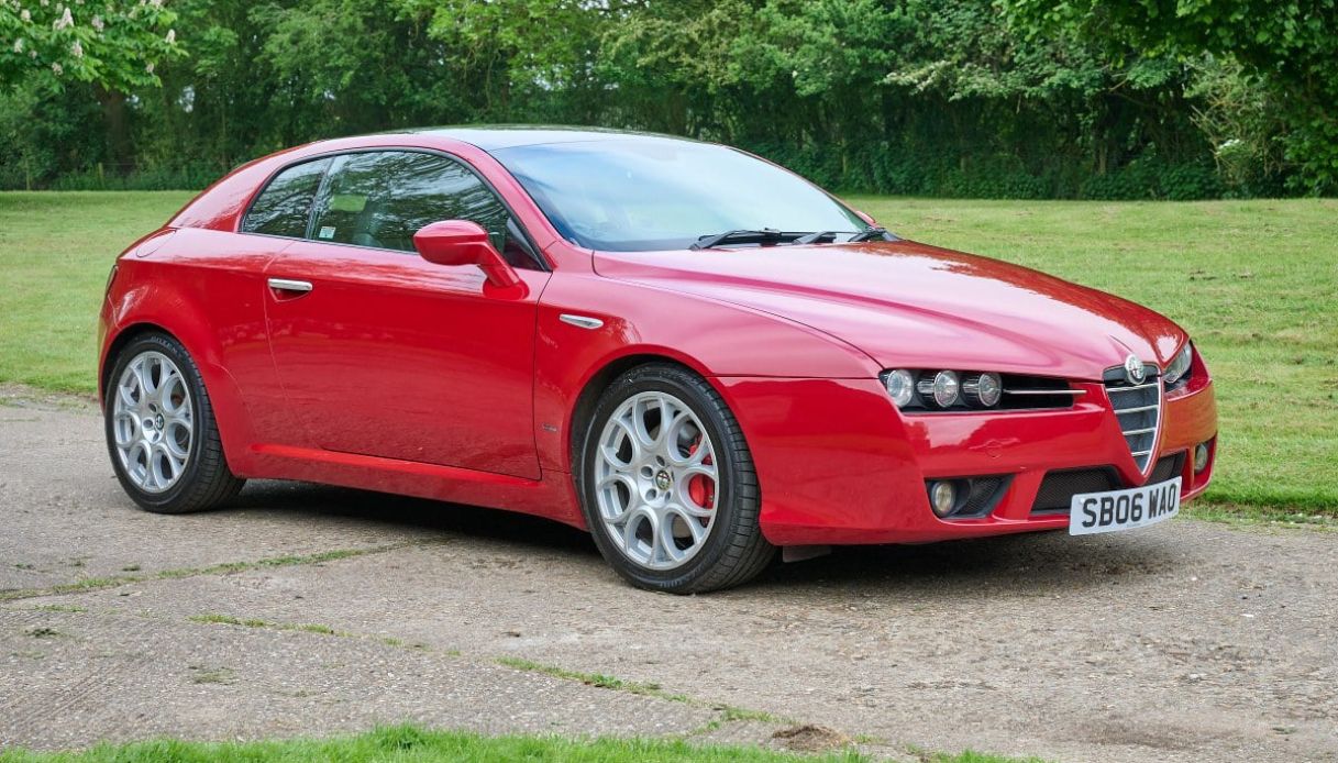 Alfa Romeo Brera, auto d'epoca perfetta per i viaggi