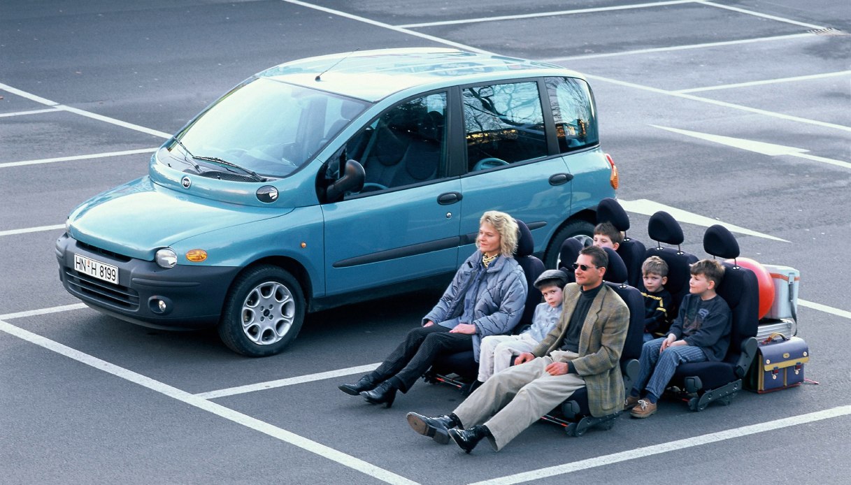 Tanto spazio in pochi metri per la Fiat Multipla