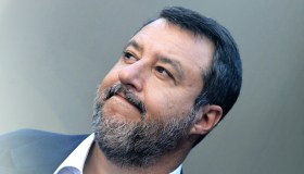 Stop auto benzina e diesel dal 2035 in UE, Salvini: “Follia ideologica senza senso”