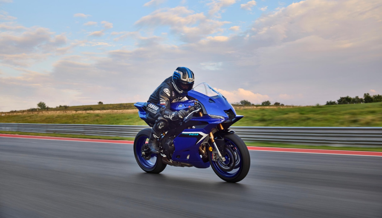 Yamaha R9: novità per il 2025