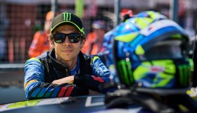 Valentino Rossi ancora nel WEC con WRT e BMW, ufficiale la nuova line-up 2025
