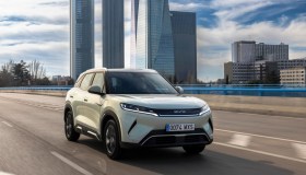 BYD Atto 2, presentato nuovo B-SUV: è intelligente e ha una dotazione fuori dal comune