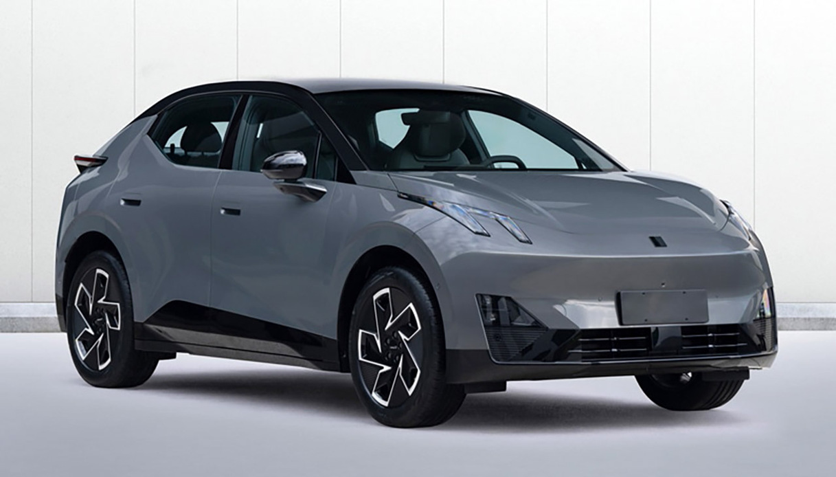 La Lynk&Co Z02 è un SUV elettrico compatto