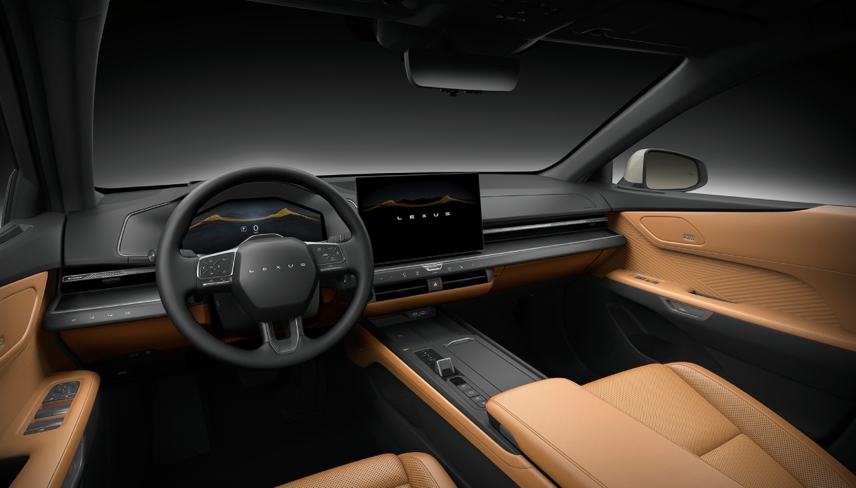 Lexus ES, migliore esperienza di guida grazie alle tecnologie