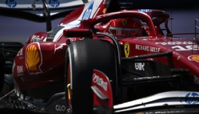 Ferrari, Leclerc ad alta tensione: feedback radio ignorati e strategia imposta