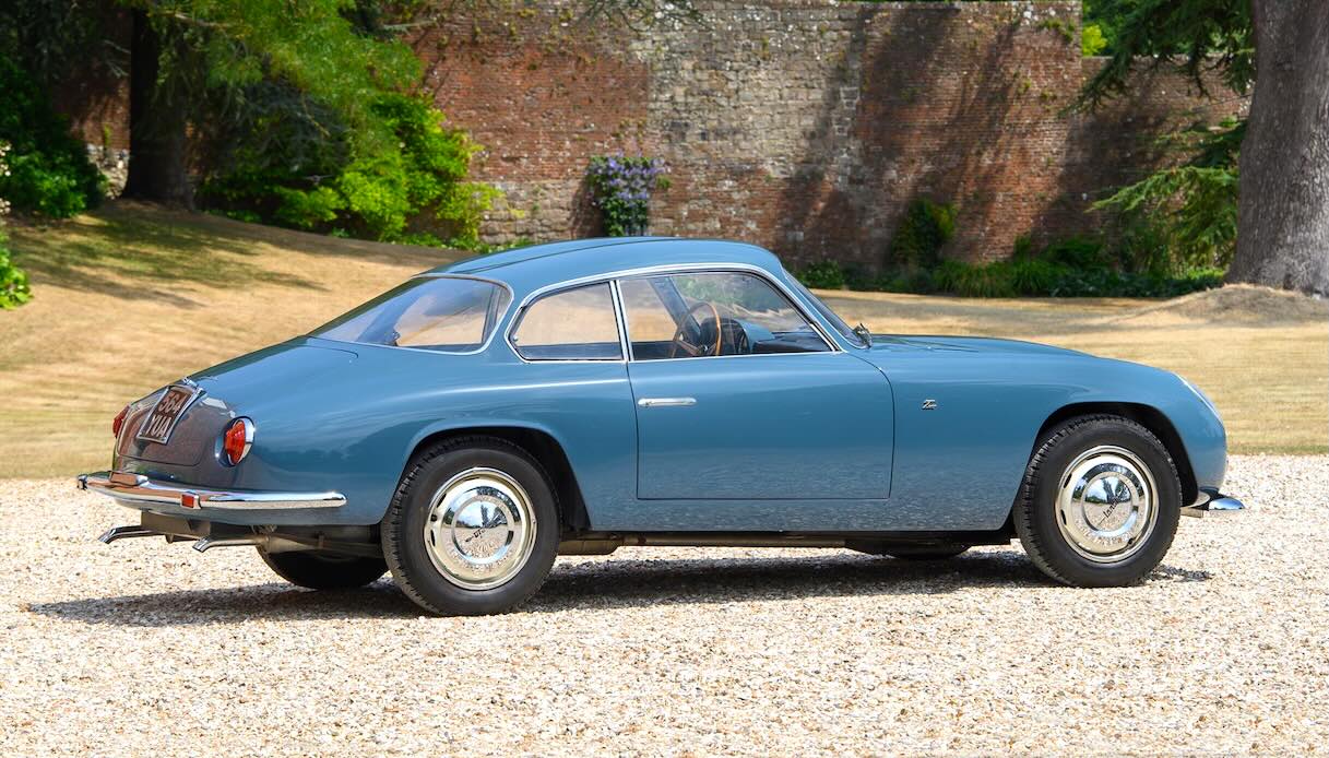 La coupé Lancia che univa lusso e velocità con carrozzeria Zagato